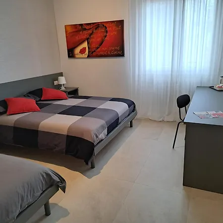 Bolognamania Rooms-saffi بيت ضيافة 3*