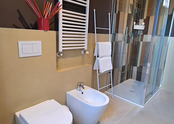 Bolognamania Rooms-saffi 3* בולוניה